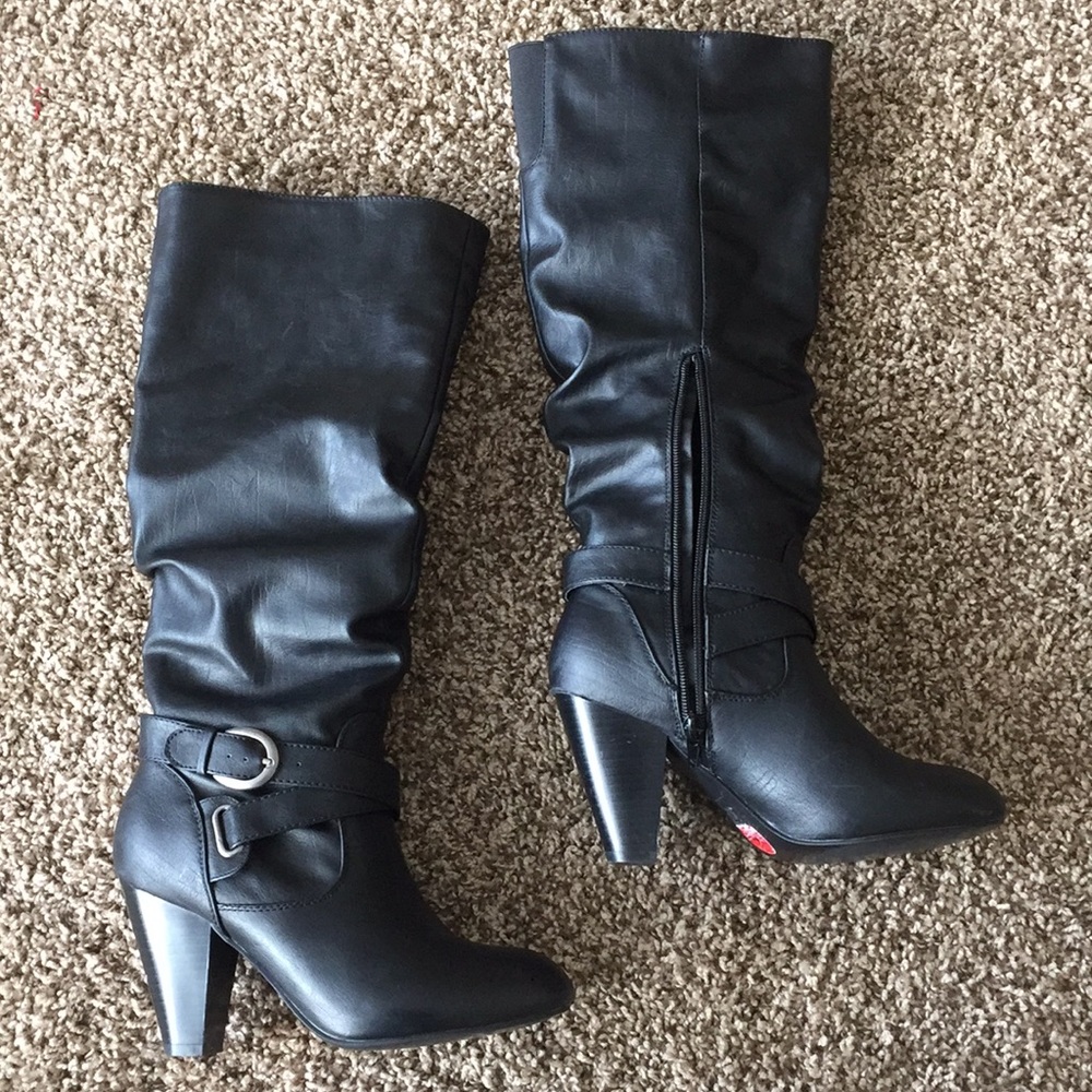 Knee high black Rampage boots